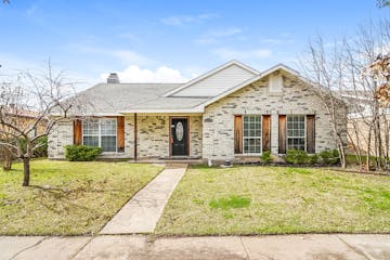 6205 Scenic Dr Rowlett, TX 75088